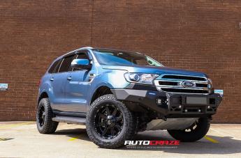 FORD EVEREST BLADE OR MATTE BLACK 